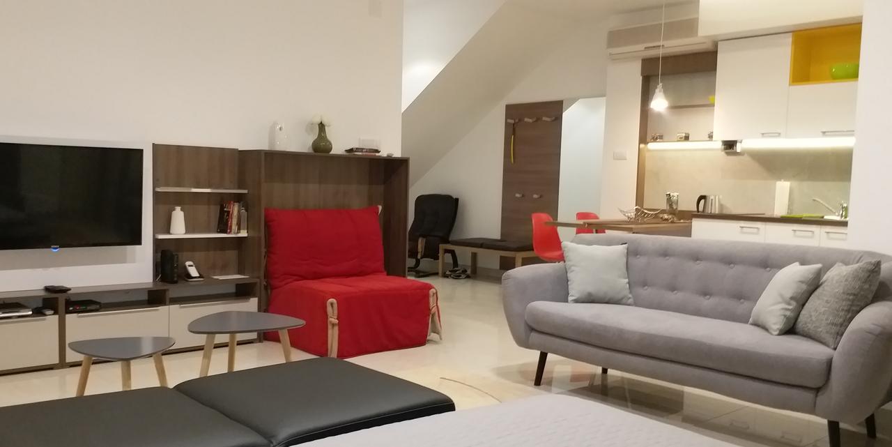 Apartamento Centar Lux Vrsac Exterior foto
